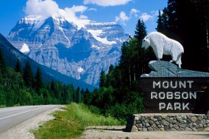 Entrance on west side of park