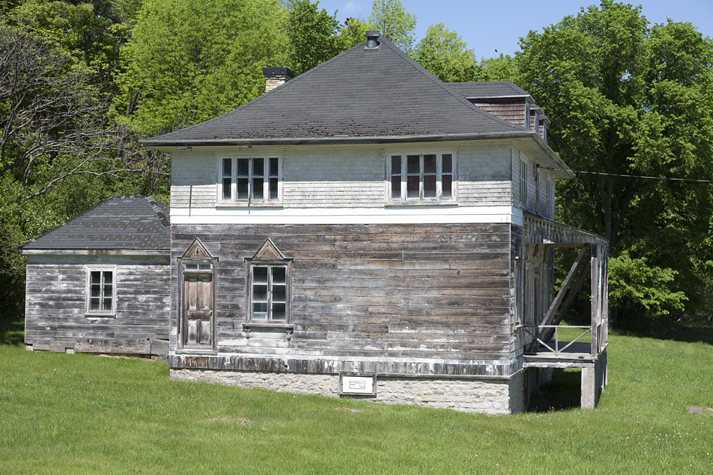 Grosse-Île Irish Memorial National Historic Site